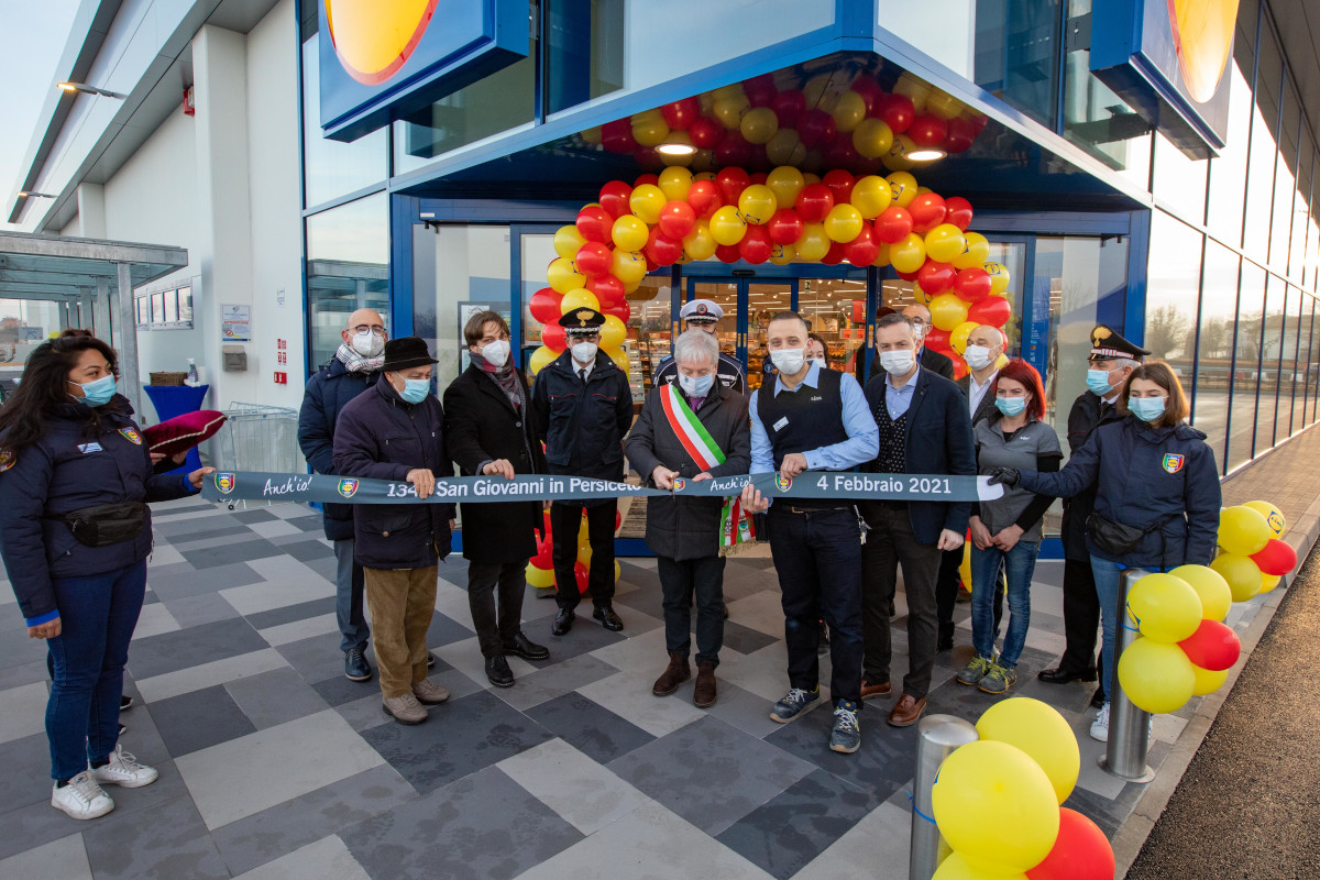 Doppia inaugurazione per Lidl